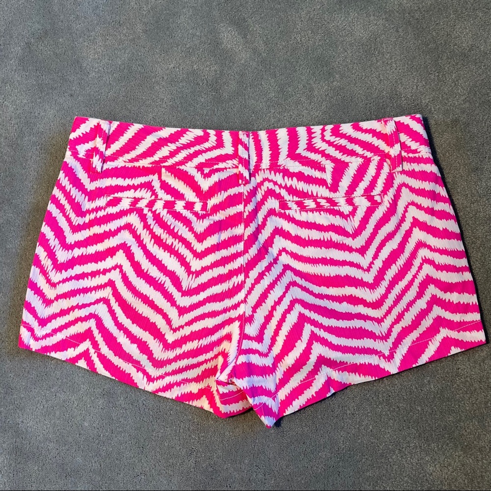 Pink and white Walsh short from Lilly Pulitzer - Picture 3 of 3